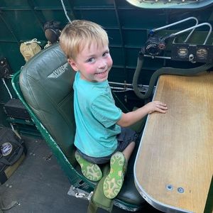 Meet your Posher, Julez